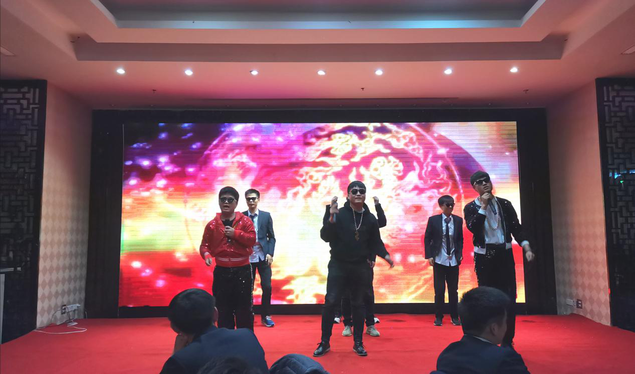 歌舞類年會節目 歌舞類年會節目